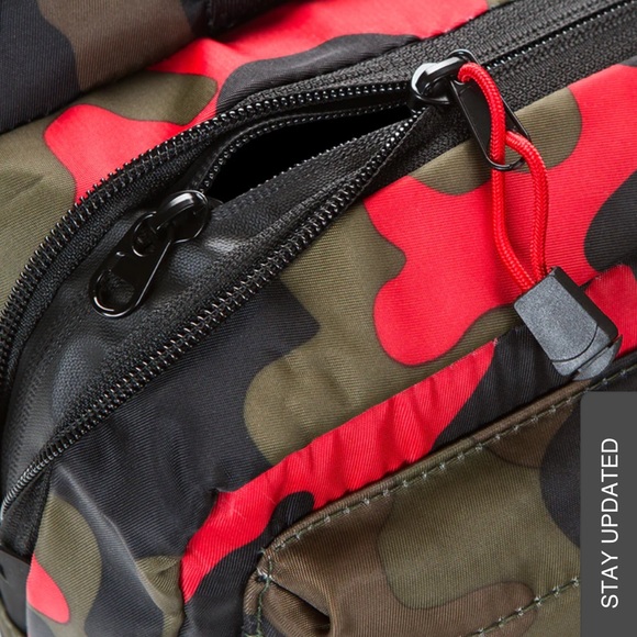 “ Rackpack “Over The Shoulder Bags.In Olive, Cream, Navy Blue and Black. - Picture 7 of 8